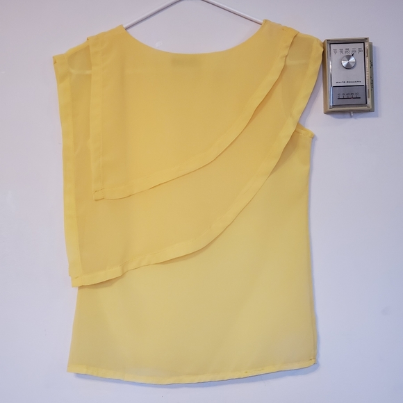 Yellow Ruffles Shirt - Picture 2 of 3